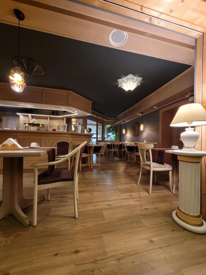 Ambiente Hotel garni Plauen Exterior foto