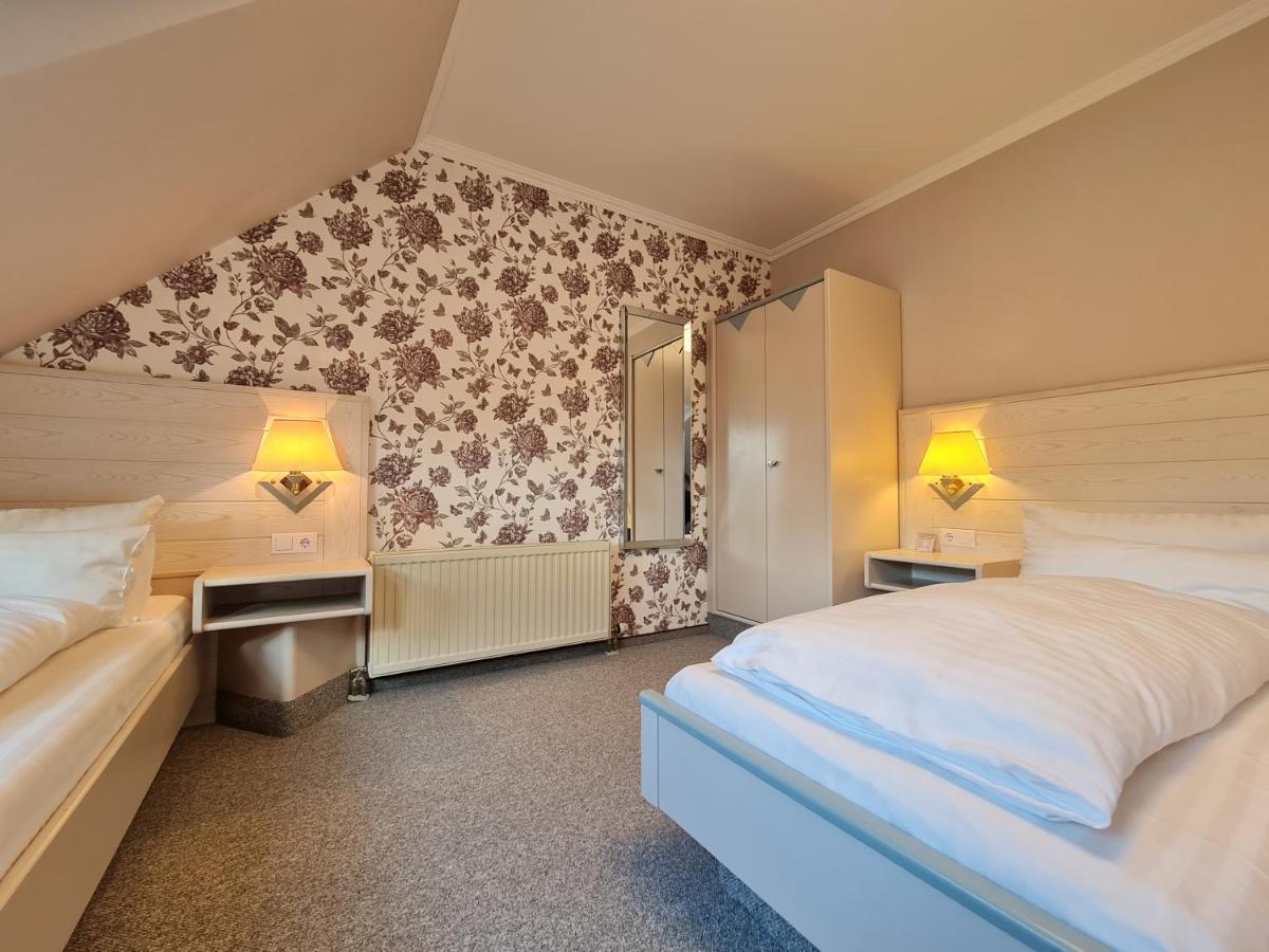 Ambiente Hotel garni Plauen Exterior foto