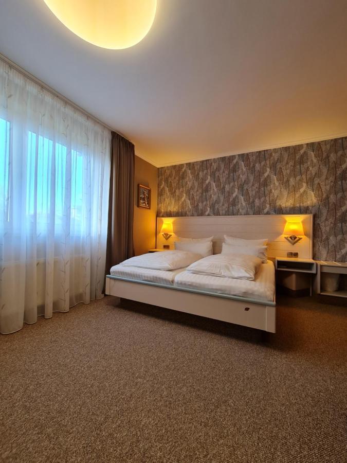 Ambiente Hotel garni Plauen Exterior foto